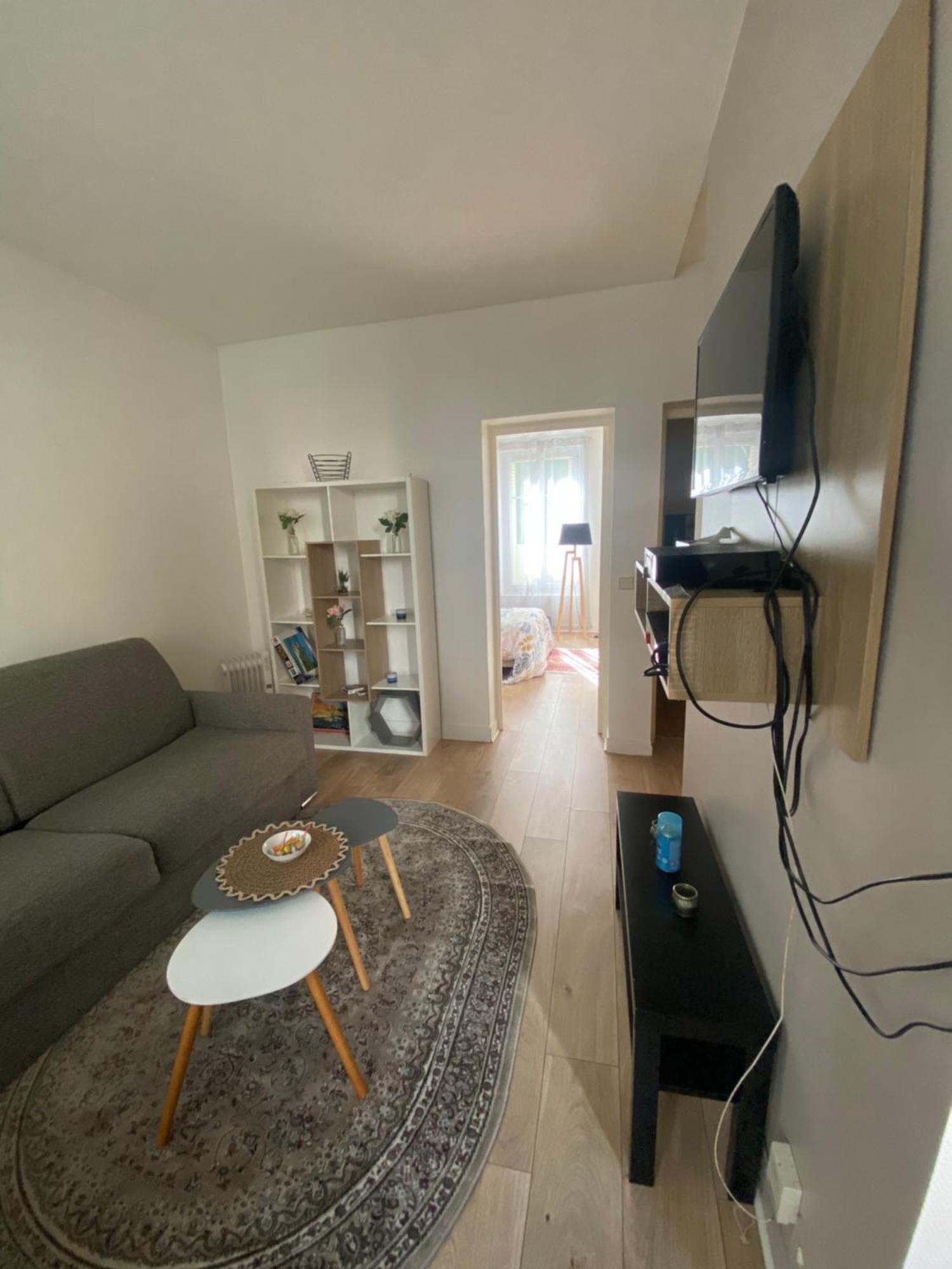 Superbe Appartement Aux Portes De Paris Avec Terrasse Ле-Кримлен-Бисетр Экстерьер фото