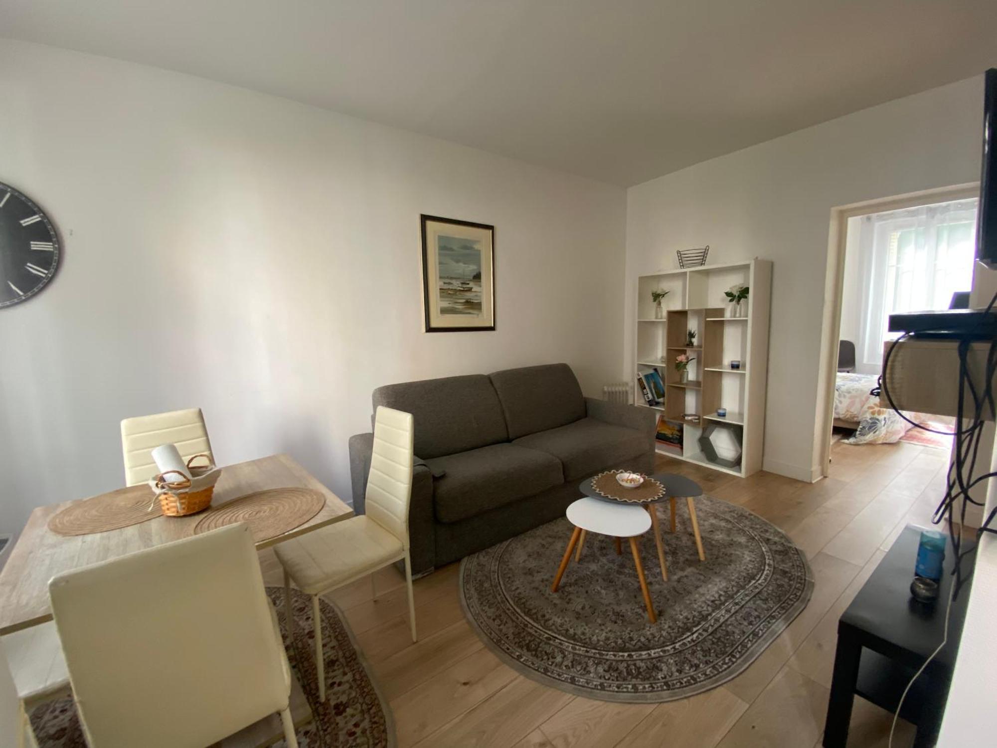 Superbe Appartement Aux Portes De Paris Avec Terrasse Ле-Кримлен-Бисетр Экстерьер фото